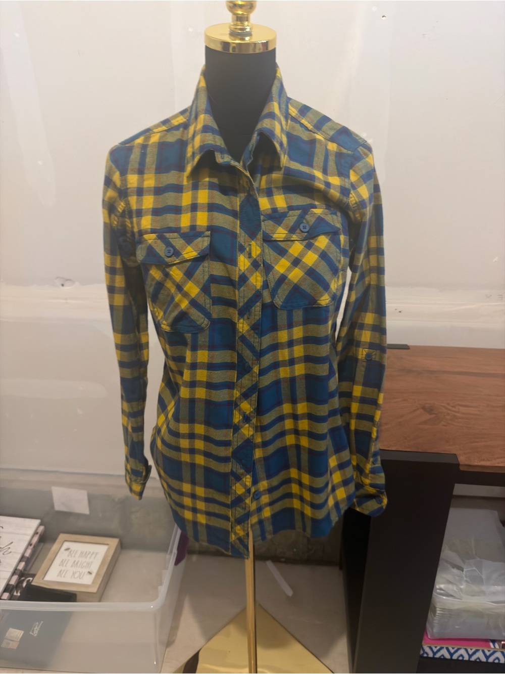 Duluth Trading Company Women’s Yellow & Blue Plaid Button-Up Shirt